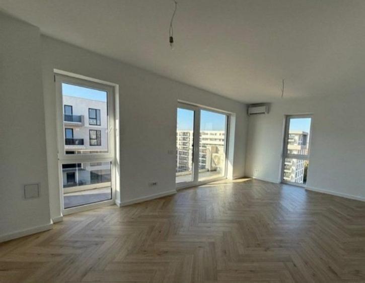 Apartament cu 3 camere decomandat în Nufărul