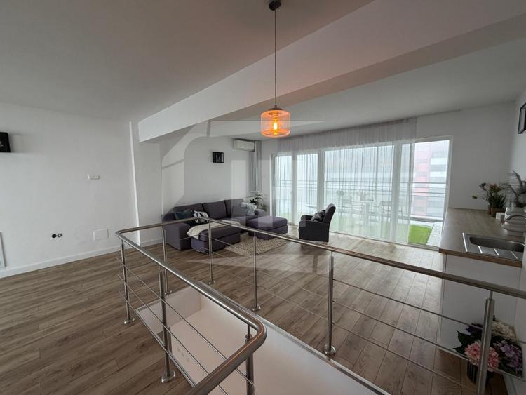 Apartament cu 5 camere decomandat, mobilat în Bună Ziua