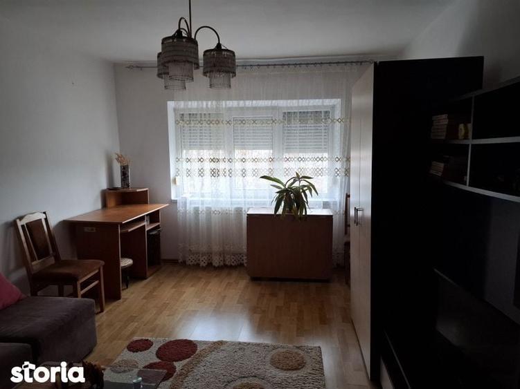 Apartament cu 2 camere decomandat în Dorobanți