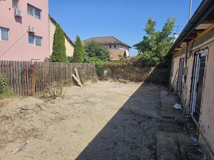 Casă cu 2 camere în Central
