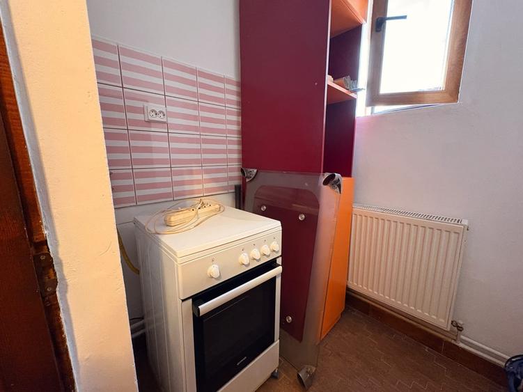 Apartament cu 2 camere circular în Tineretului