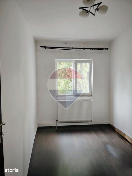 Apartament cu 3 camere decomandat, mobilat în Vasile Alecsandri