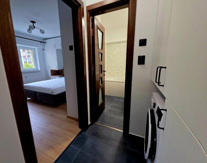 Apartament cu 2 camere semidecomandat, mobilat în Crângași