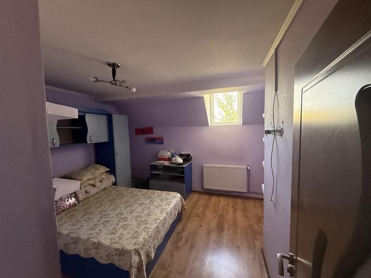 Apartament cu 4 camere în Central