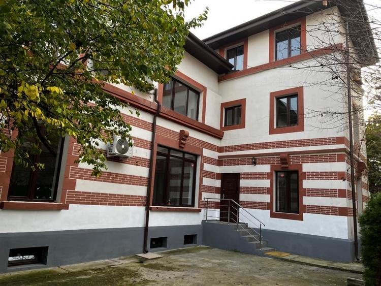 Spațiu comercial, de 485 mp, în Victoriei