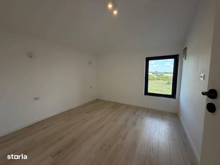 Apartament cu 4 camere în Buciumeni