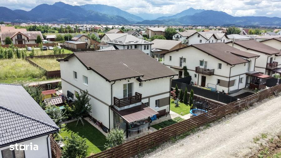 Casă cu 4 camere cu Teren 300 Mp în Tărlungeni