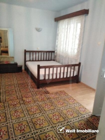 Casă individuală cu 4 camere cu Canalizare în Sâncraiu