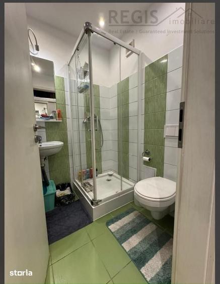 Apartament cu 3 camere în Triaj