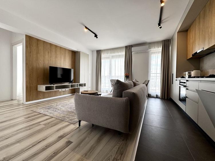 Apartament cu 3 camere decomandat, mobilat în Lipovei