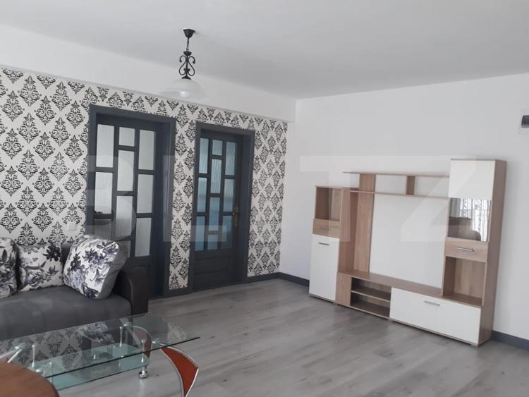 Apartament cu 2 camere semidecomandat, mobilat în Mărăști