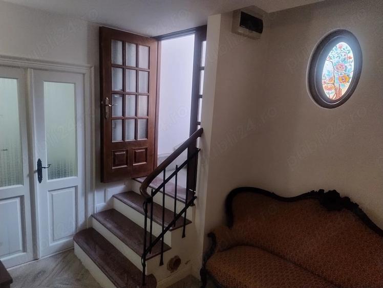 Casă cu 4 camere cu Teren 51 Mp în Central