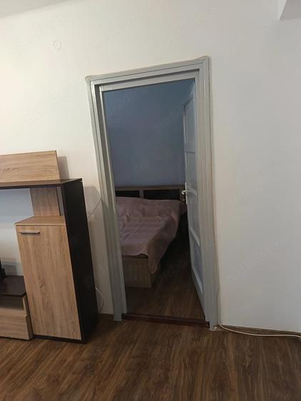 Apartament cu 2 camere semidecomandat în Horea