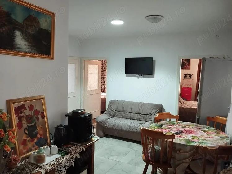 Casă cu Teren 565 Mp în Brebu