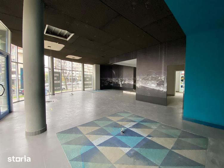 Spațiu comercial, de 170 mp, în Păcurari