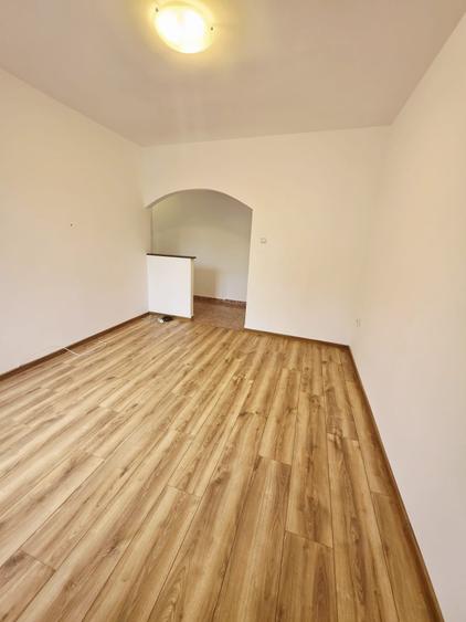 Apartament cu 2 camere decomandat în Sud