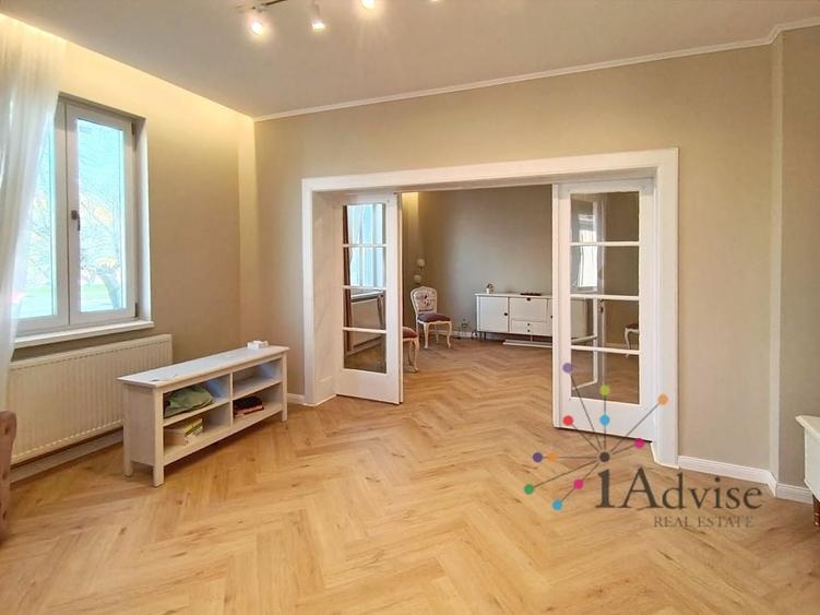 Casă individuală cu 5 camere cu Canalizare în Griviței