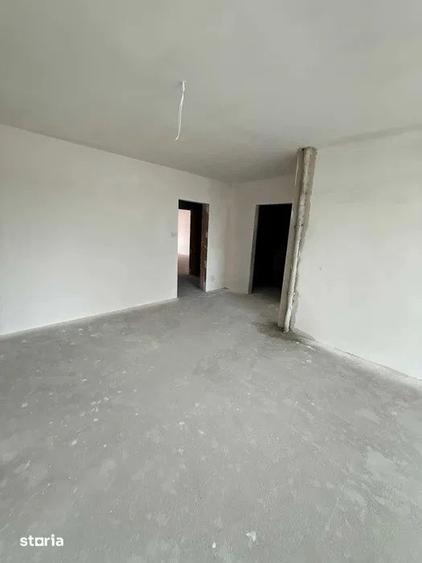 Apartament cu 2 camere semidecomandat în Florești