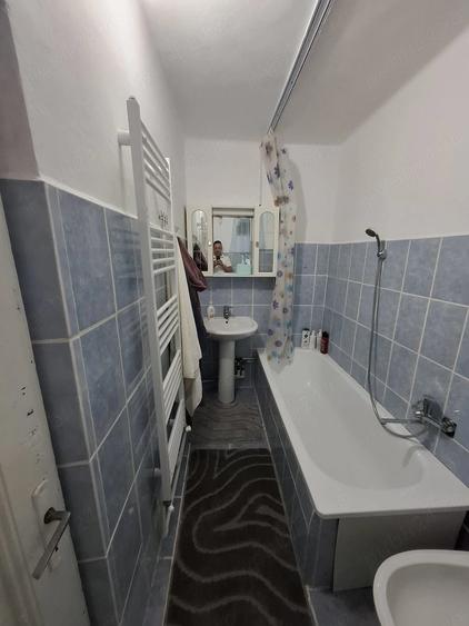Casă cu 5 camere cu Teren 243 Mp în Brestei