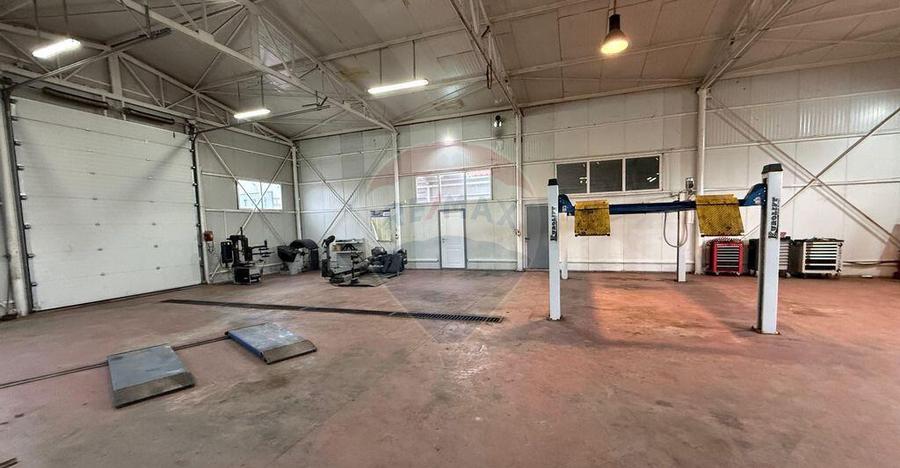 Hala de inchiriat sau Service camioane ?i auto ?oseau... - 8