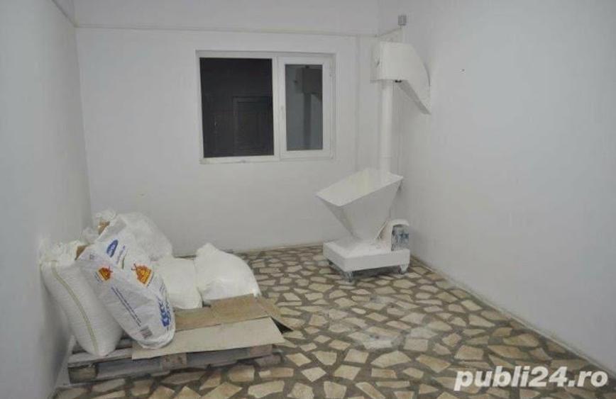 Spațiu comercial, de 220 mp, în Ștefan Vodă