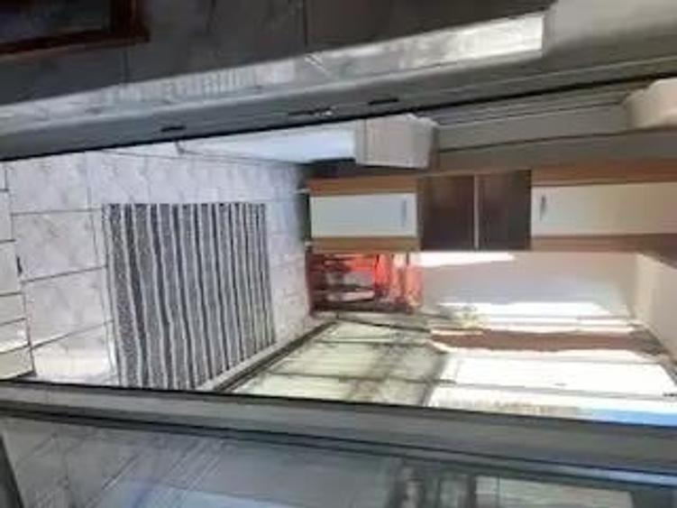 Inchiriez apartament 3 camere, decomandat, zona Traian-Unirii - 1