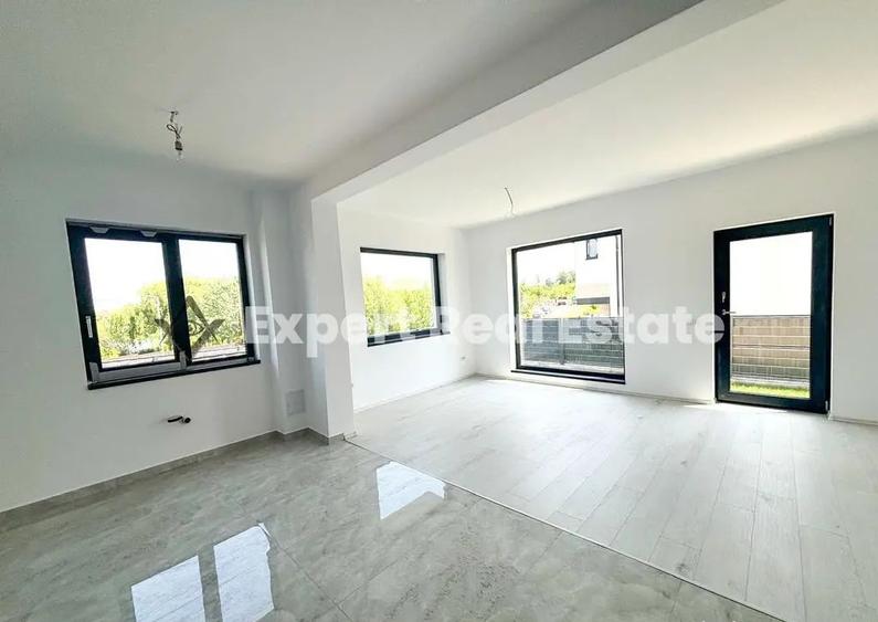 VILA INDIVIDUALA-CORBEANCA -LAGUNA ALBASTRA - 5