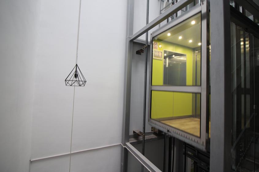 Luică + Brâncoveanu, bloc 2013, 2 camere mobilat și utilat, parcare ADP - 23