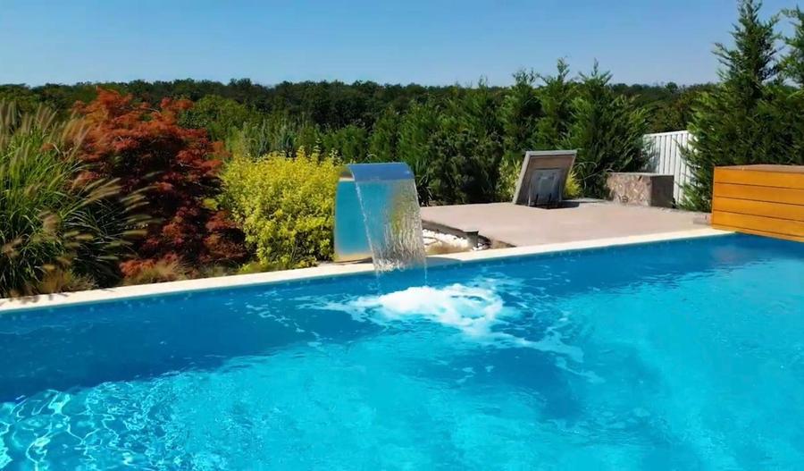 BRANESTI-VILA SUPERBISSIMA,LA LAC,PISCINA,FANTASTICA,UNICAT,700000 EURO - 2