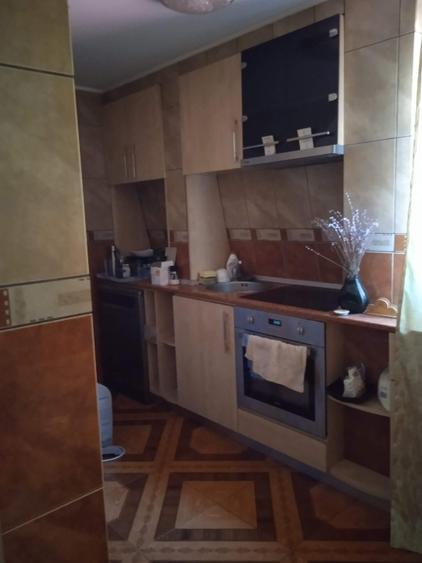 Vând casă cu mansardă - 5