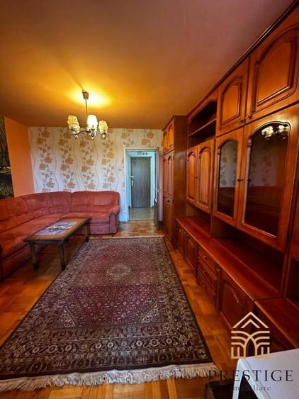 Garsoniera tip D de inchiriat pe str.Aluminei, zona Rogerius-Oradea - 2