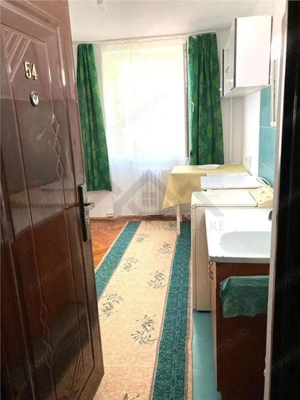 Garsoniera 10 mp, zona centrala - 3