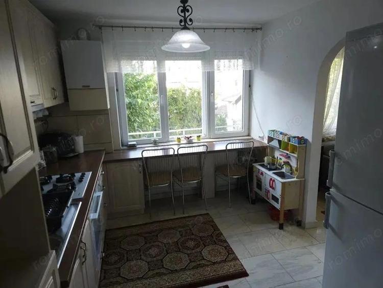 Ultracentral - Inchiriere ap. 3 camere + garaj - Piata Trandafirilor - 7