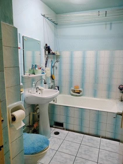 De vanzare apartament 2 camere Re?i?a zona Parcului Siderurgistului - 5