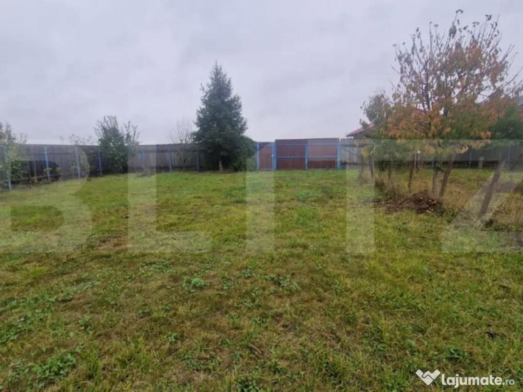 Teren Intravilan Harman cu utilitati , ingradit si casauta d - 3