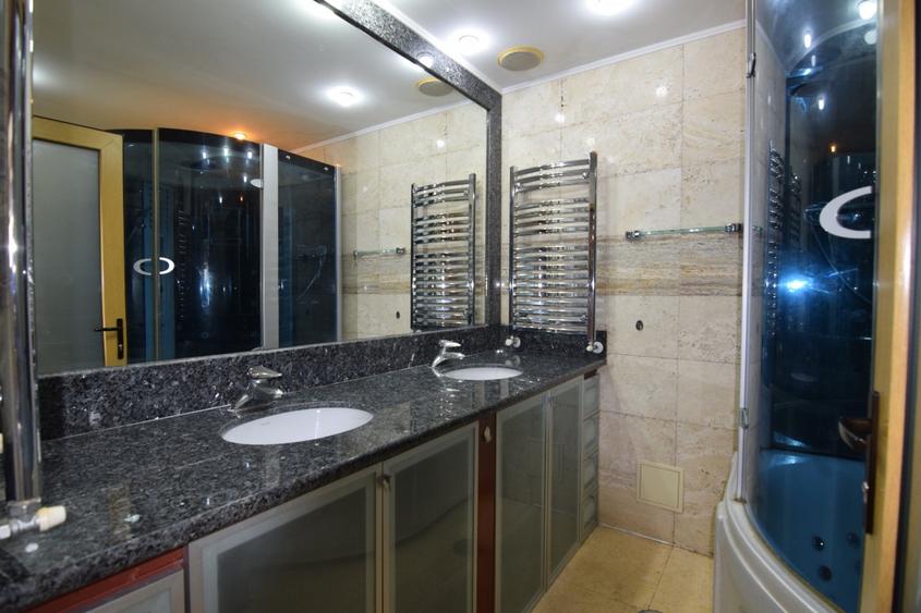 Apartament-Faleza Nord,Constanta - 4 Camere, 220mp, Plaja la Doar 2 Min - 10