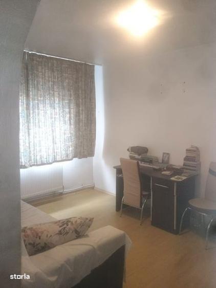 Apartament 3 camere vanzare - 2