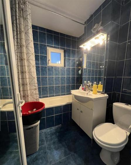Apartament cu 3 camere decomandate si pivnita zona Valea Aur - 3