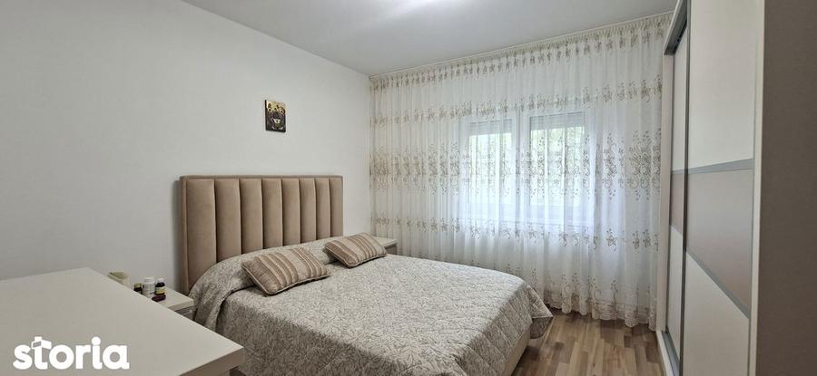 Apartament renovat complet, etaj 1 Str. Traian, langa Starea Civila - 9