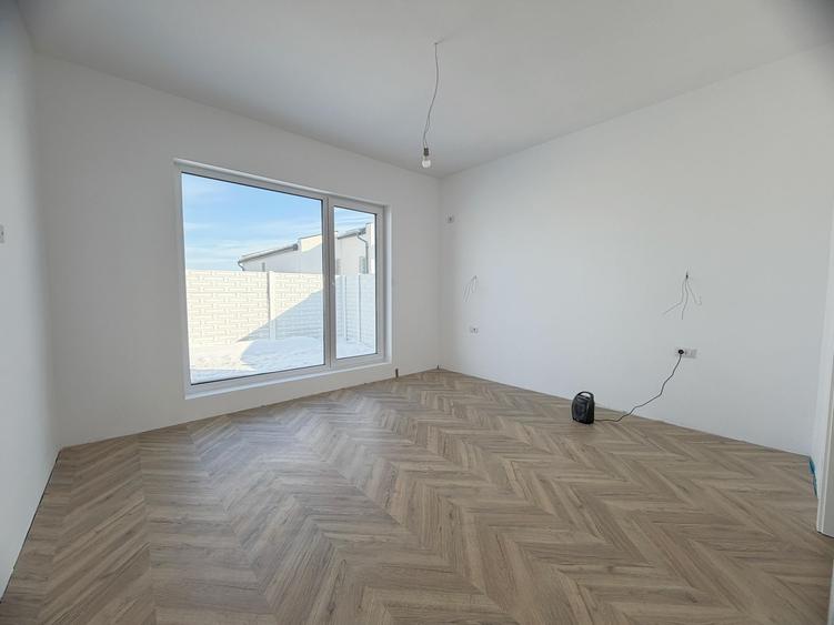 CASĂ GATA DE MUTAT - CARTIERUL NOU - 129.900€ - 3 CAMERE 2 BĂI - BECI - 5