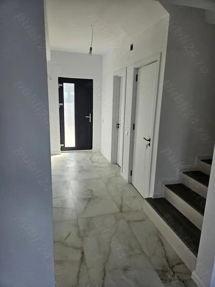 Casă cu 4 camere cu Teren 130 Mp în Central
