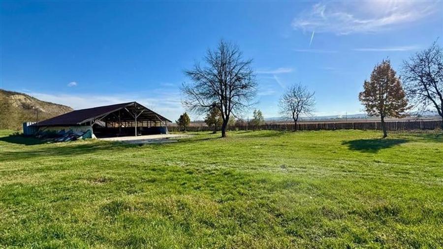 Transilvania Camping, domeniu de 14.400mp, Sanmarghita de Mures:2cladiri, aparta - 52