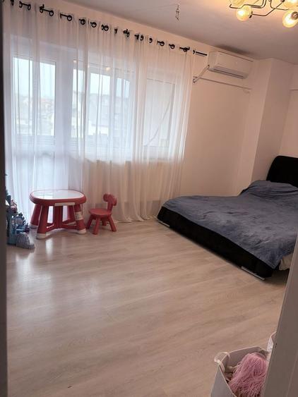 Apartamanet de vanzare cu doua camere decomandate si loc de parcare - 4