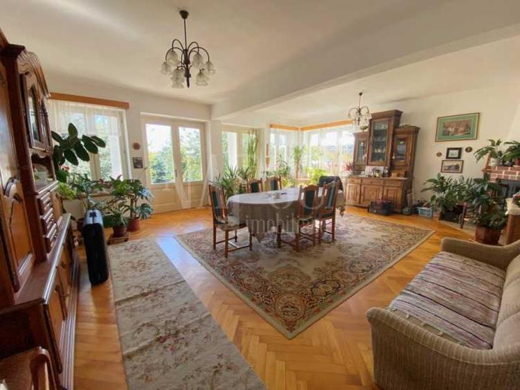 Casa 11 camere de vanzare in Gruia, Cluj Napoca - 1