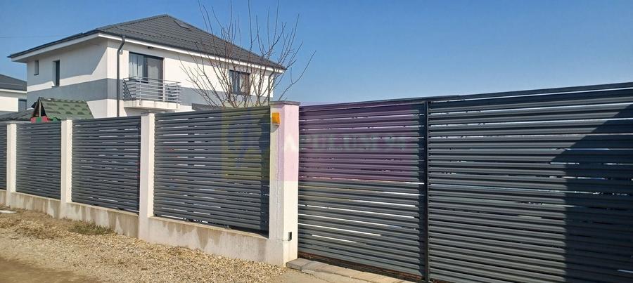 Săbăreni, casă P+1+pod, 5 camere, 130 mp utili, curte 470 mp - 2