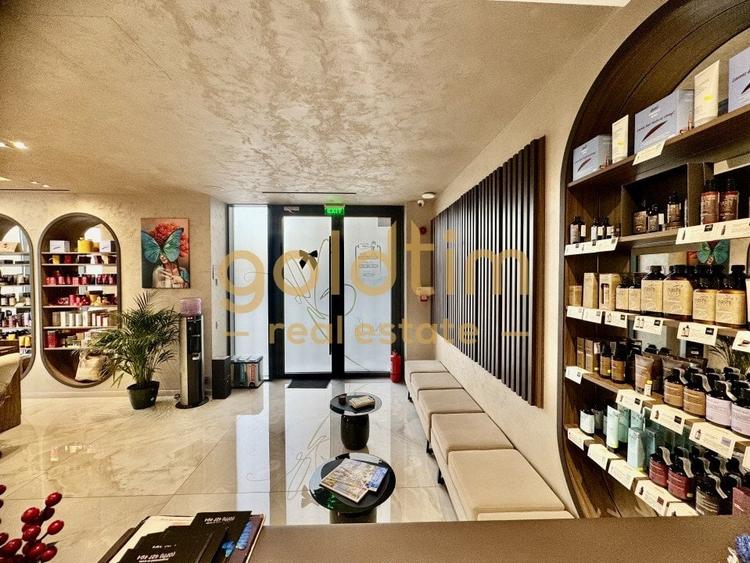 SPATIU VITRINA/ PRETABIL SALON INFRUMUSETARE - 13