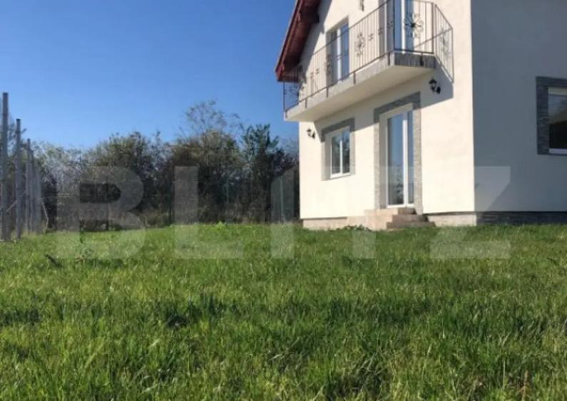 ???? Casa individuala de vanzare in Sanpetru 3 dorm - 5