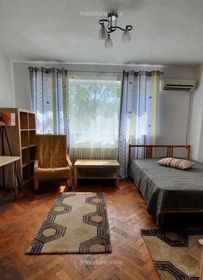 Garsoniera, zona P-ta Victorie- B-dul Iancu de Hunedoara, etj 3, bloc izolat, - 2