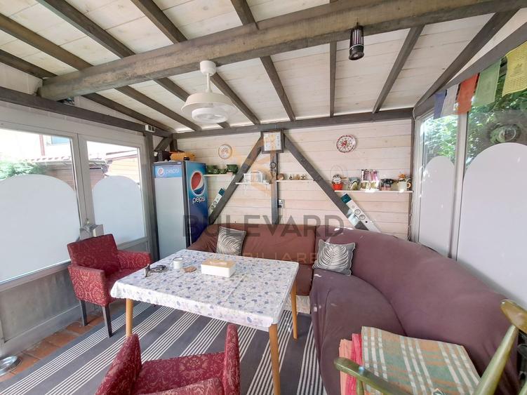 Comision 0! Casa 206 mp utili + pod 60 mp, 4 parcari, 304 mp teren - 25