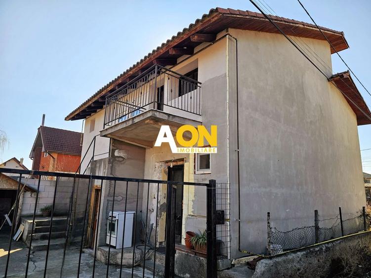 1/2 Duplex, 4 camere, 300 mp teren, toate utilitatile, Cetate - 2